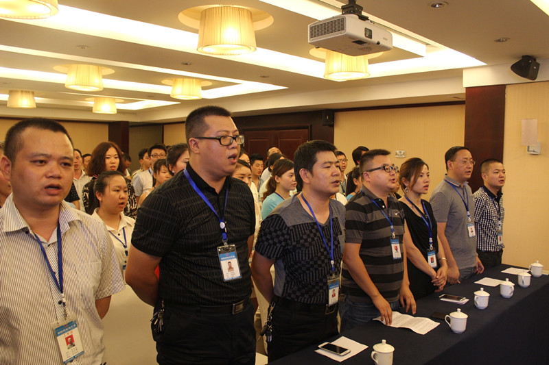 乘風(fēng)破浪，再創(chuàng)輝煌——新思路裝飾召開七月工